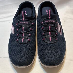 Skechers Women's Navy and Pink Slip-On Sneakers